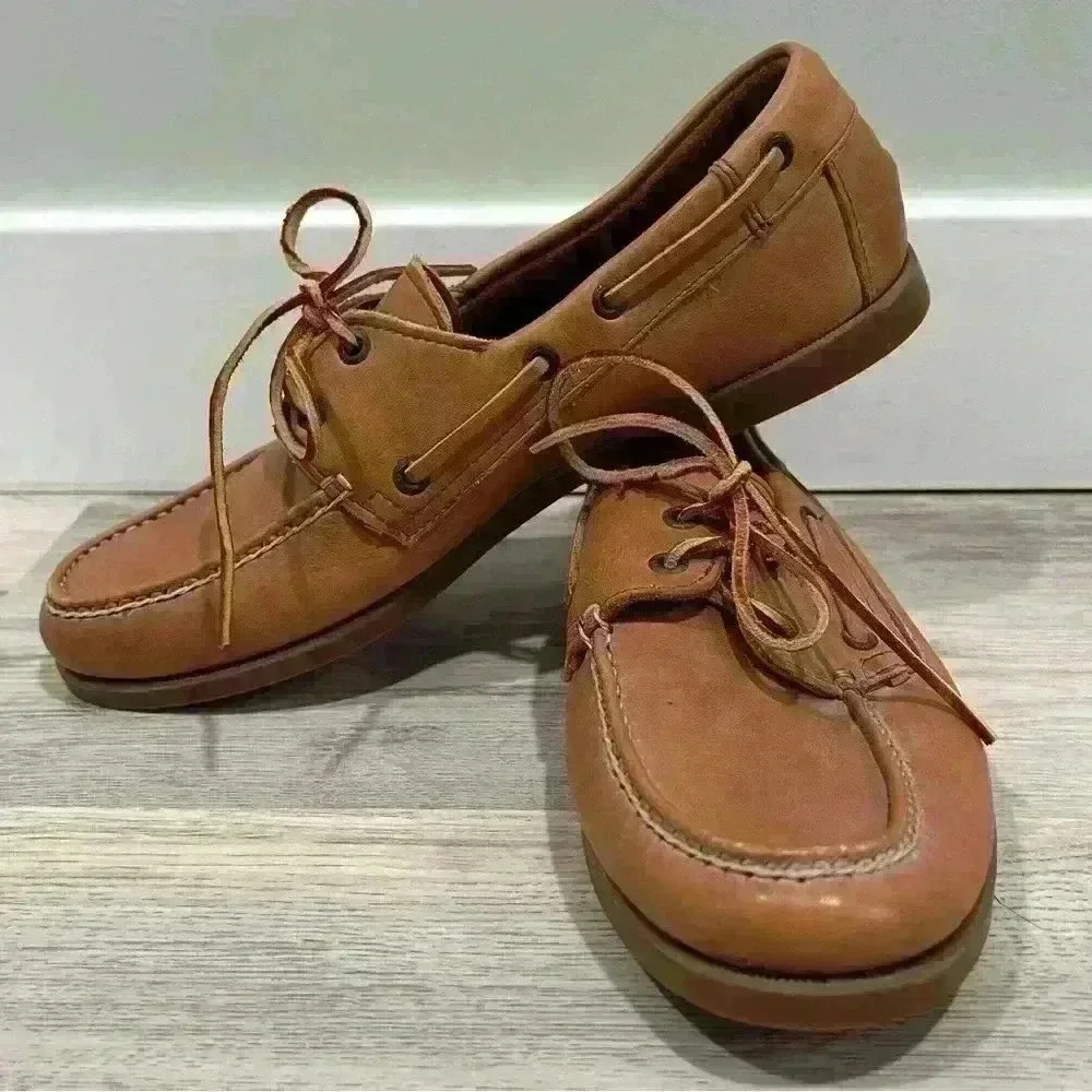 Vintage Levi’s Tan Leather Boat Shoes Slip On Brown Loafers NEW Levis Size 9